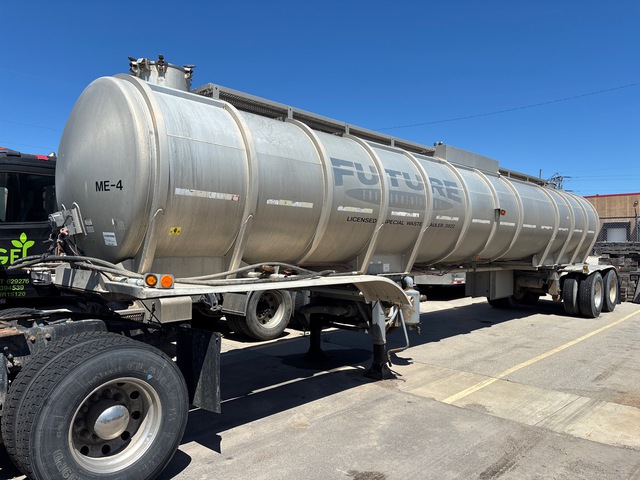 2002 Polar T/A Tanker Trailer