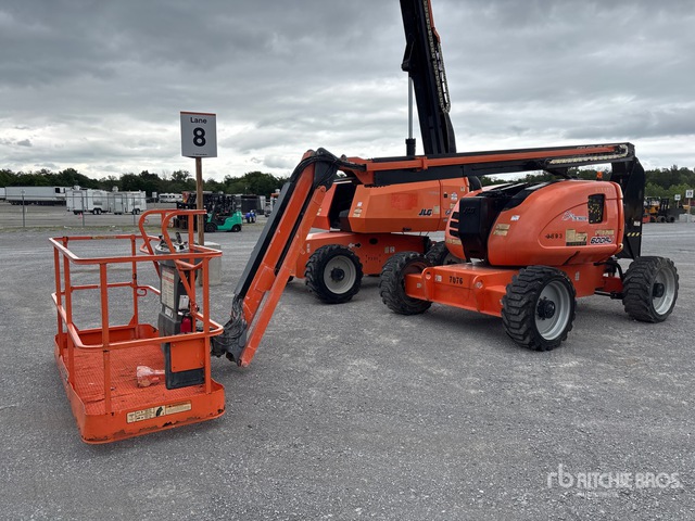 2015 JLG 600AJ 4WD Diesel Articulating Boom Lift