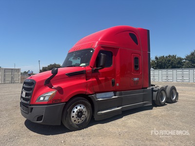 2021 Freightliner Cascadia 126 6x4 T/A Sleeper Truck Tractor (Inoperable)