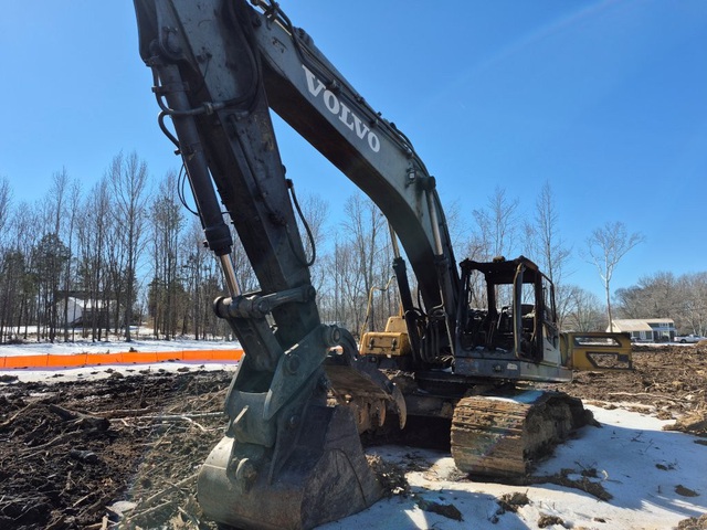 2012 Volvo EC340DL Tracked Excavator