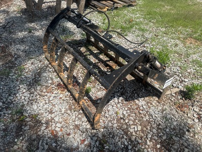 Land Pride SGC0660 60 in Ag Tractor Grapple (Inoperable)