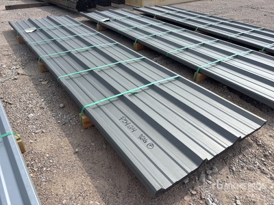 Quantity of (50) 2025 Kit Containers 26 Gauge 12 in x 36 in Painted R Panel (Unused)