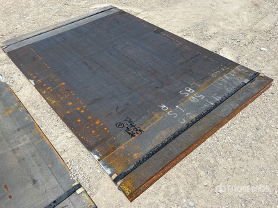 Quantity of (2) 2025 Kit Containers 5 ft x 8 ft (.75 in Thick) Placche in metallo (Unused)