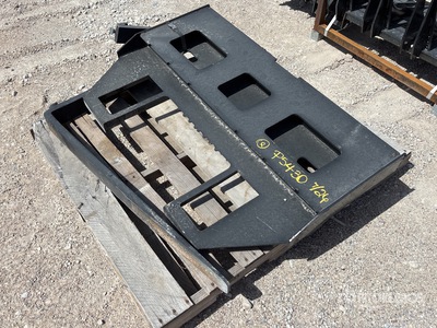 2025 Kit Containers QT-45-FF-42 42 in Skid Steer Forks (Unused)