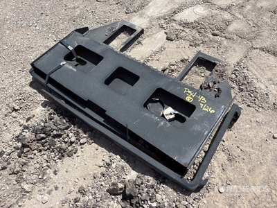 2025 Kit Containers QT-45-FF-42 42 in Skid Steer Forks (Unused)