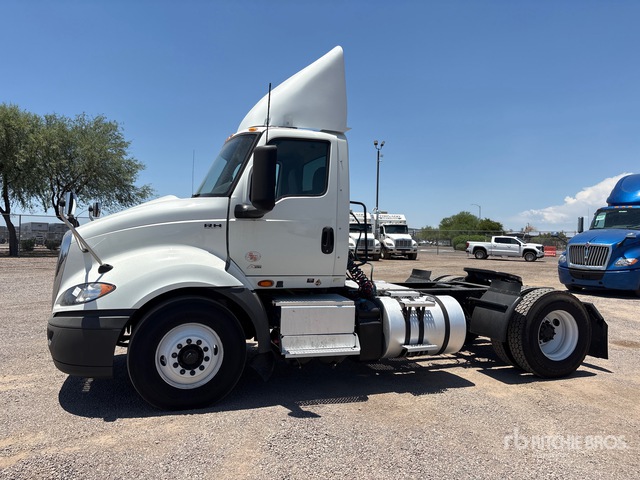 2019 International RH613 4x2 S/A Day Cab Truck Tractor
