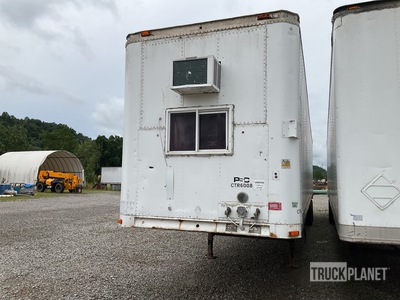 1993 Trailmobile 48 ft x 96 in T/A Geschlossene Anhänger