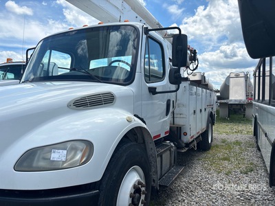 Altec AA55E on 2015 Freightliner M2 106 Bucket Truck