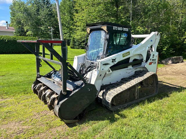 2015 Bobcat T870 Two-Speed High Flow Compact Track Loader 2015 Bobcat T870 Two-Speed High Flow Compact Track Loader