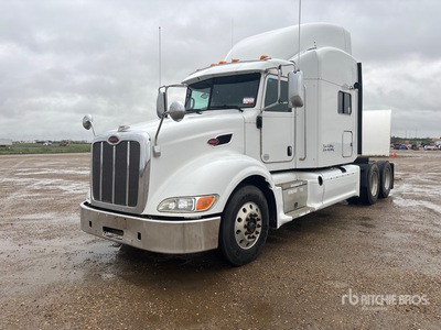 2013 Peterbilt 386 6x4 T/A Sleeper Truck Tractor
