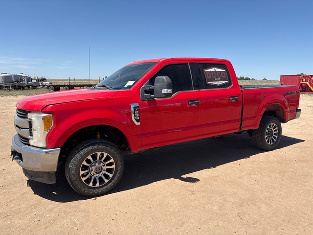 2017 Ford F-250 XLT 4x4 Crew Cab Pickup