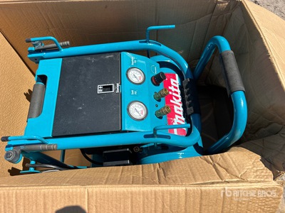 Quantity of (2) Makita MAC5200 6.5 cfm 5.2 gal 3 hp コンプレッサー