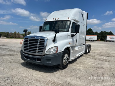 2016 Freightliner Cascadia 125 6x4 T/A Sleeper Truck Tractor
