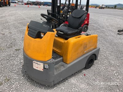 2014 Jungheinrich EZS 570 Tractor de remolque