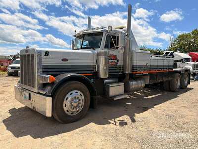 1995 Peterbilt 379 Tow Truck