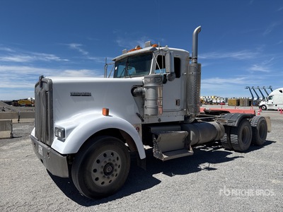 2002 Kenworth W900 6x4 Day Cab Prime Mover