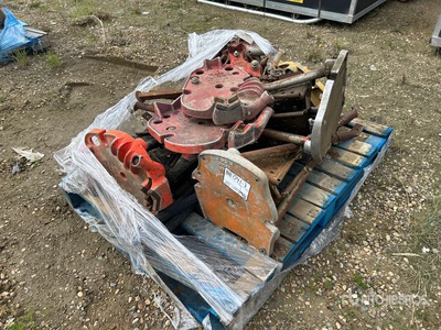 Quantity of (5) Ridgid Pipe Stand