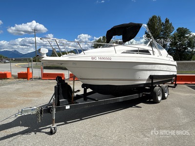 1995 Excel Marine 24 ft Bay Boat
