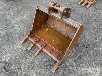JCB 750 mm Q/C Digging Benna per escavatore - Fits 3.5 ton