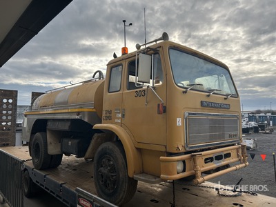 1983 Acco 1850C 8000 L 4x2 Camion à eau