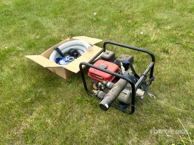 Portable Gas Powered Water Transfer Pump, 196cc Engine, Suction & Discharge Hoses, Strainer, Fittings & Accessories Divers - Magasin, entrepôt, consommateur
