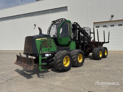 2016 John Deere 1210E 8x8 Log Forwarder