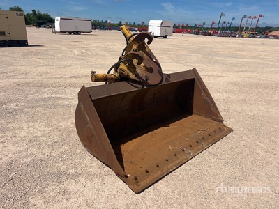 2000 mm Hydraulic Tilting Godet Orientable Bucket