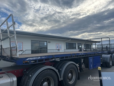 2004 Freighter Tri/A B-Double Lead Remolque caja abierta