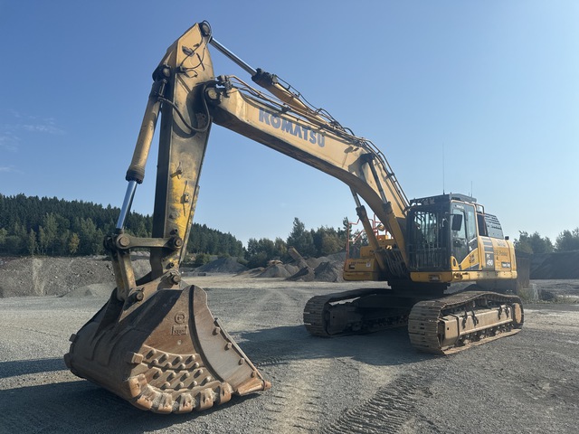 2017 Komatsu PC490LC-11 Tracked Excavator 2017 Komatsu PC490LC-11 Tracked Excavator