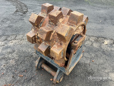 Wolf 350 mm Q/C Excavator Compaction Wheel
