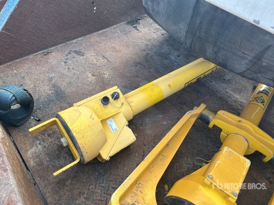 Trimble EM400 Power Mast