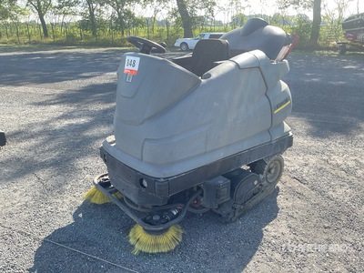 2018 Kaercher B 250 R Ride-On Electric جهاز تنظيف الأرضيات