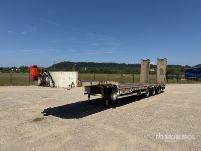 1999 Robuste Kaiser S4503F Tri/A Semi-Remorque Porte-Engin Remorque Surbaissée