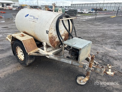 Custom Built 850 L S/A Diesel Tanker Trailer