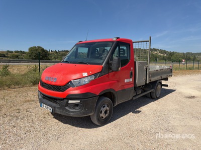 2016 Iveco 35C13 4x2 Camion Benne Camion à benne basculante