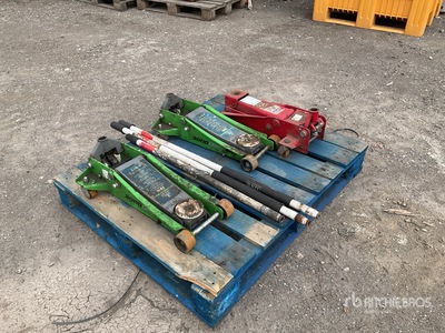 Quantity of (3) Sealey car jacks