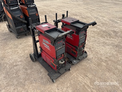 Lincoln Electric 300TPX Qte De Postes A Souder Electriques Qty Of Soldadora