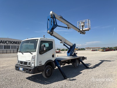 2015 Multitel HX195 19 m on 2015 Nissan Cabstar 35.12 NT400 Camión con Canastilla