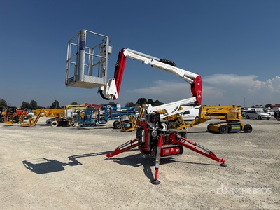 2021 Easy Lift R130 Crawler Articulating Boom Lift
