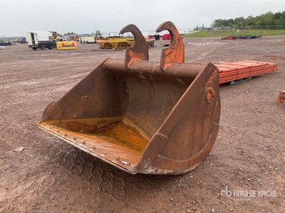 CF 63 in Q/C Cleanup Excavator Bucket