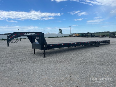 2025 Lamar FS024028 40 ft S/A Gooseneck Equipment Trailer