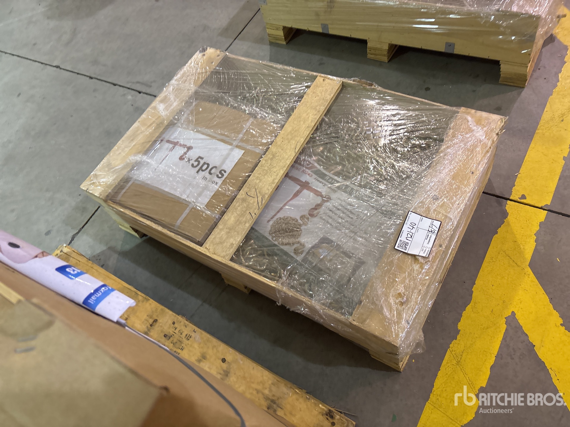 Quantity of (5) 2026 KJ KG43 Ratchet Binders and (10) 15 ft Chains (Unused)