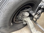 4 Underbody - Truck with 