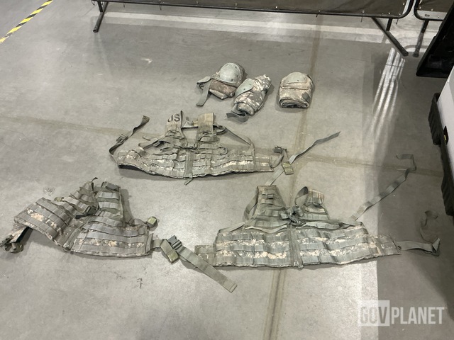 (157) Fighting Load Carriers & (186) Pairs of Knee Pads