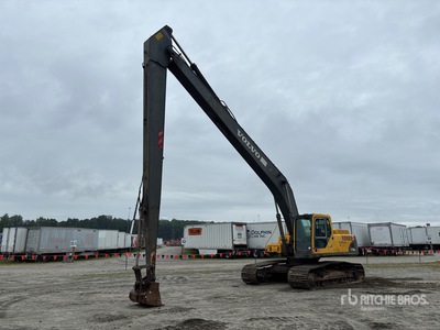 Volvo EC290B 油圧ショベル