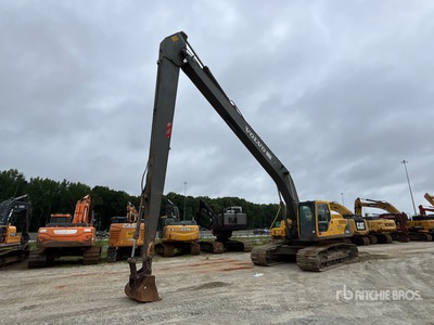 2005 Volvo EC290BLR Long Reach 油圧ショベル
