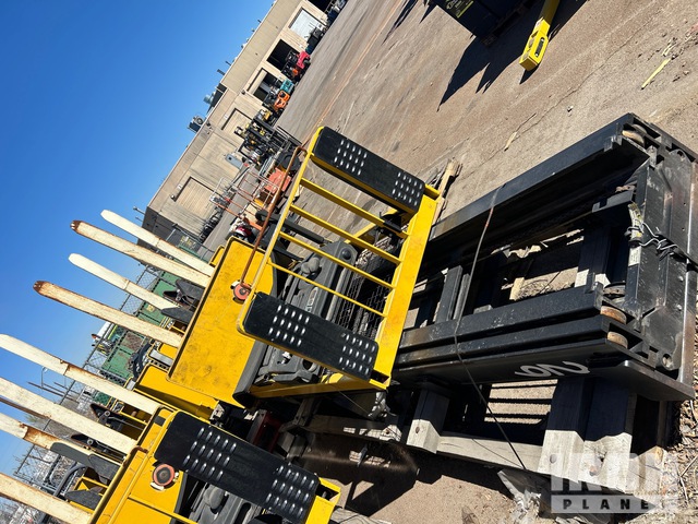 2020 Yale OS030BF Electric Forklift