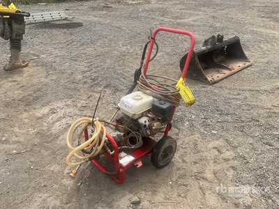 2018 Hilta TWPT2000 Pressure Washer