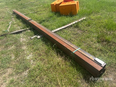 Quantity of (4) 2025 Kit Containers 4 in Square Tubing Varios metales (Unused)