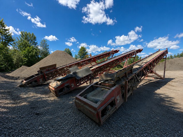 2015 Superior ST-SS-T0P 36 in x 60 ft Portable Stacking Conveyor